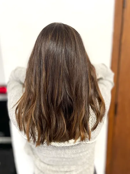 Subtle brunette balayage